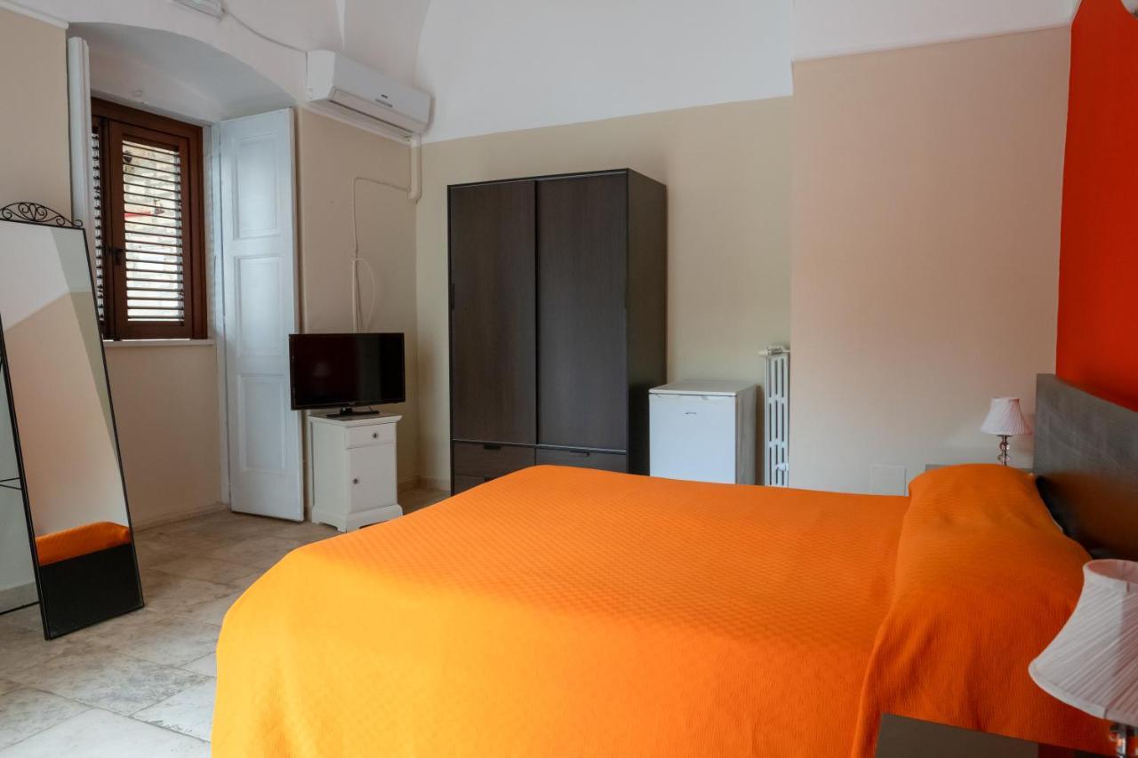 B&B Santi Medici Bitonto Eksteriør billede