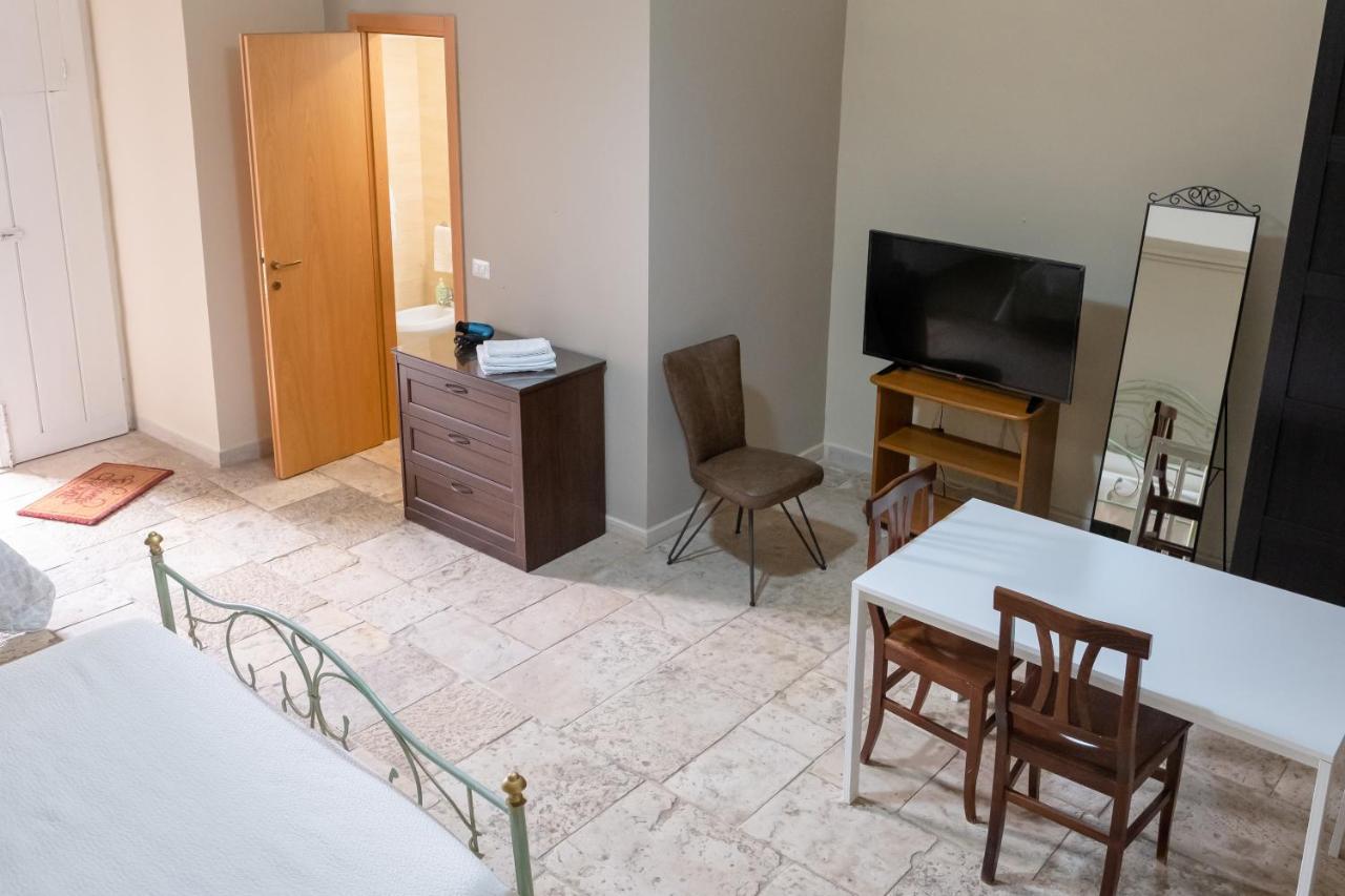 B&B Santi Medici Bitonto Eksteriør billede